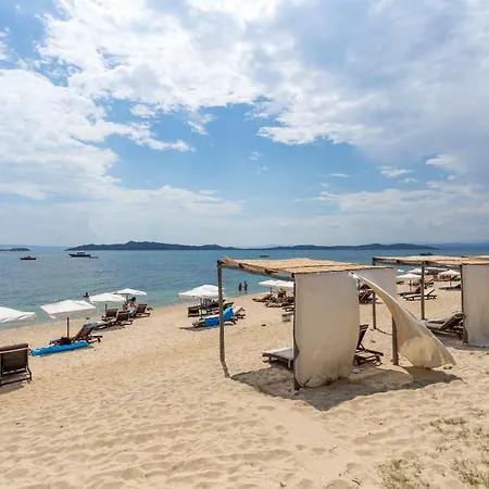 Resort Xenia Ouranoupolis 4*