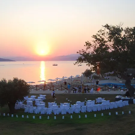 Xenia Ouranoupolis منتجع 4*