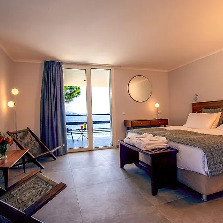 منتجع Xenia Ouranoupolis 4*